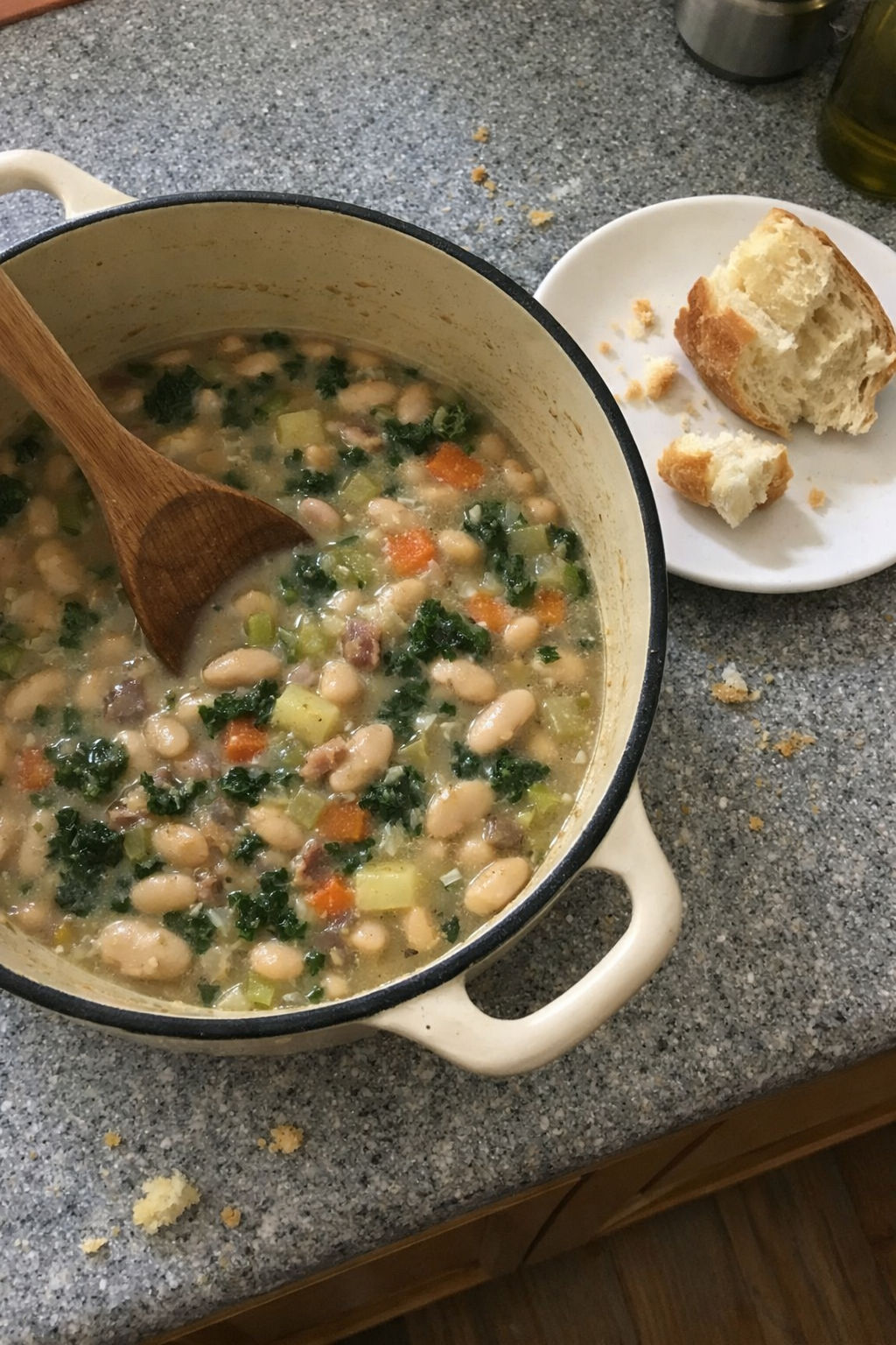 Tuscan White Bean Soup — pot with bread